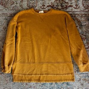 Universal Thread women’s pullover